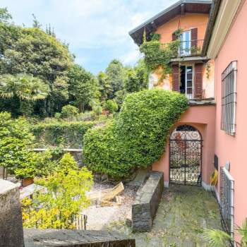 Casa singola in vendita a Orta San Giulio (Novara)