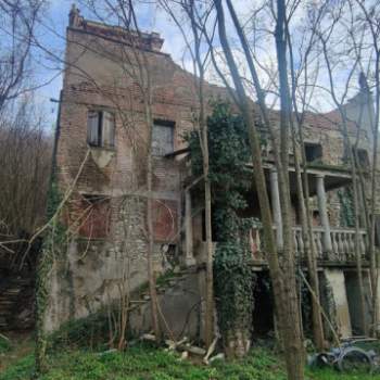 Rustico in vendita a Teolo (Padova)