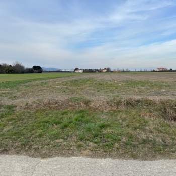 Terreno in vendita a Rovolon (Padova)