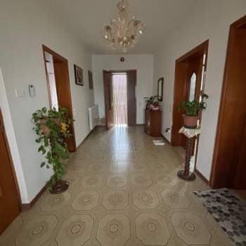 Casa singola in vendita a Lendinara (Rovigo)