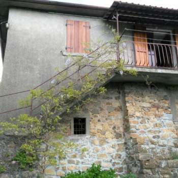 Rustico in vendita a Zeri (Massa-Carrara)