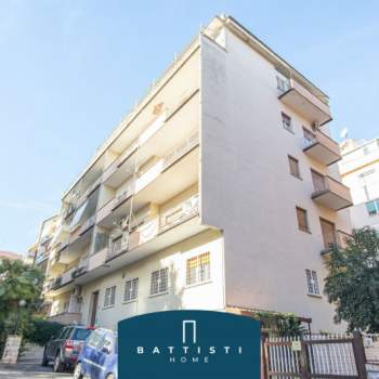 Appartamento in vendita a Roma (Roma)