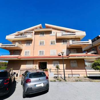 Appartamento in vendita a Pizzo (Vibo Valentia)