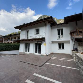 Bifamiliare in vendita a Vobarno (Brescia)