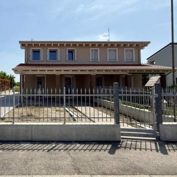 Bifamiliare in vendita a Borgo Veneto (Padova)