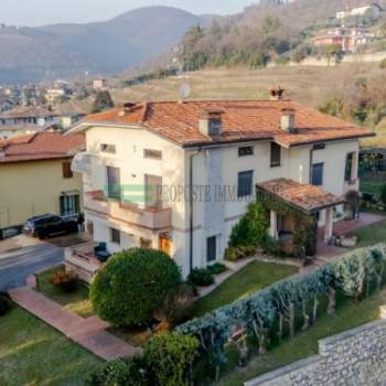 Villa in vendita a Ome (Brescia)