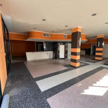 Negozio in vendita a Ancona (Ancona)