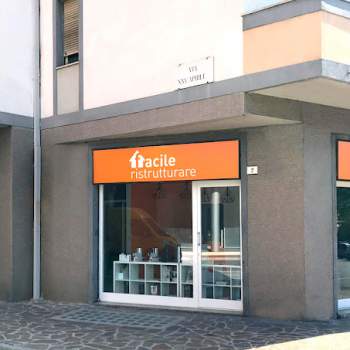 Negozio in affitto a Ancona (Ancona)