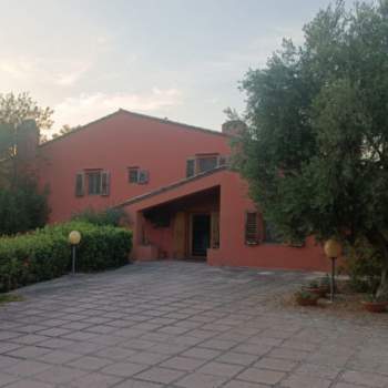 Villa in vendita a Osimo (Ancona)