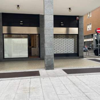 Negozio in affitto a Rho (Milano)