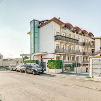 Appartamento in vendita a Trezzano sul Naviglio (Milano)