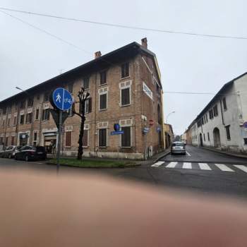 Appartamento in vendita a Vittuone (Milano)