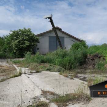 Terreno in vendita a Carmignano di Brenta (Padova)