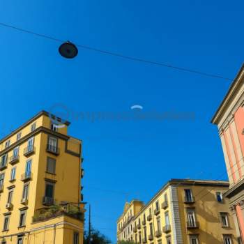 Negozio in vendita a Napoli (Napoli)