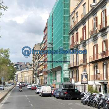 Attivita commerciale in affitto a Napoli (Napoli)