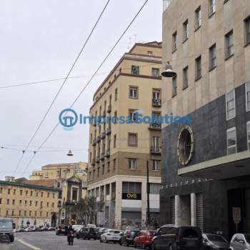 Bed and breakfast in vendita a Napoli (Napoli)