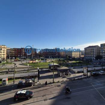Appartamento in vendita a Napoli (Napoli)