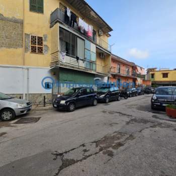 Negozio in vendita a Napoli (Napoli)