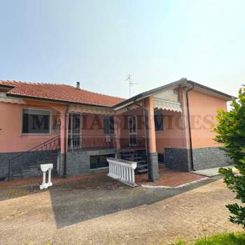 Villa in vendita a Tromello (Pavia)