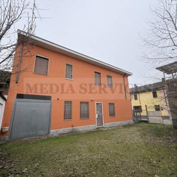 Casa singola in vendita a Lomello (Pavia)