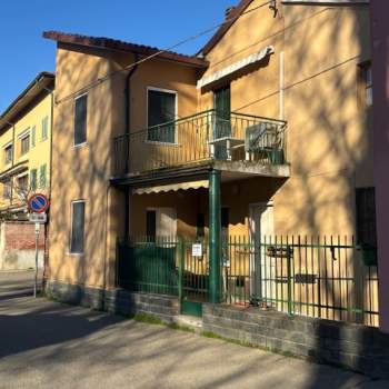 Casa a schiera in vendita a Sannazzaro de' Burgondi (Pavia)