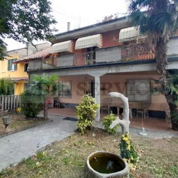 Casa a schiera in vendita a Sannazzaro de' Burgondi (Pavia)