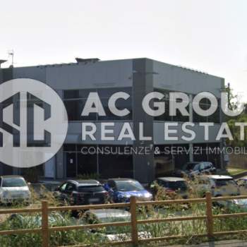Ufficio in vendita a Caronno Pertusella (Varese)