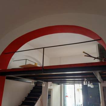 Attivita commerciale in affitto a Napoli (Napoli)