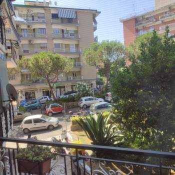 Appartamento in vendita a Napoli (Napoli)