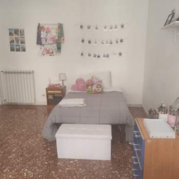 Appartamento in affitto a Napoli (Napoli)
