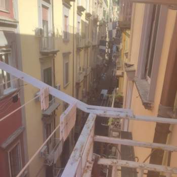 Appartamento in affitto a Napoli (Napoli)