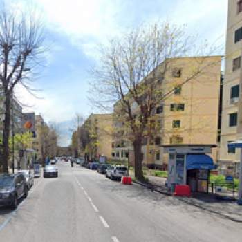Appartamento in affitto a Napoli (Napoli)