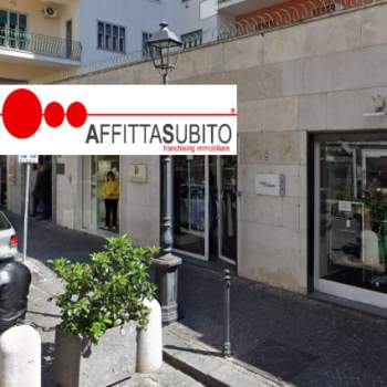 Attivita commerciale in affitto a Napoli (Napoli)