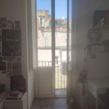 Appartamento in affitto a Napoli (Napoli)