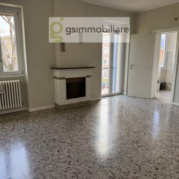 Appartamento in affitto a Brescia (Brescia)