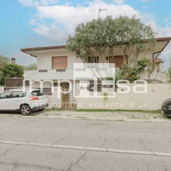Casa indipendente a Cordenons (Pordenone)