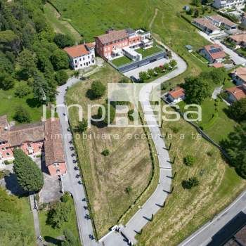 Villa o villino a Caneva (Pordenone)