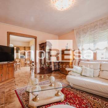 Villa in vendita a Tarzo, Corbanese