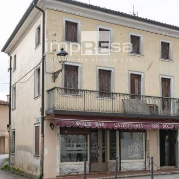 Abbinata/Bifamiliare in vendita a Sernaglia della Battaglia