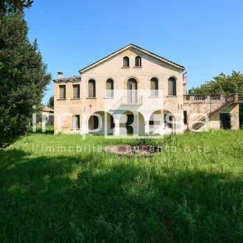 Villa in vendita a Mogliano Veneto
