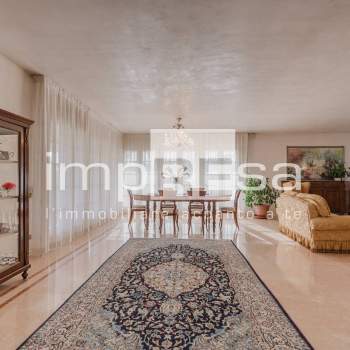 Casa indipendente in vendita a Paese, Castagnole