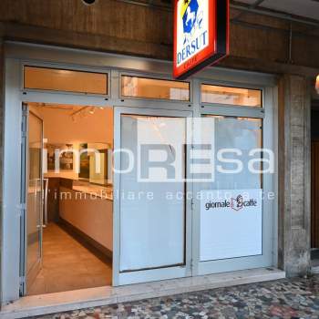 Negozio in vendita a Treviso, Centro storico