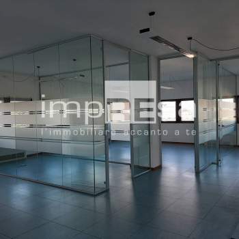 Ufficio in vendita a Treviso, Castellana