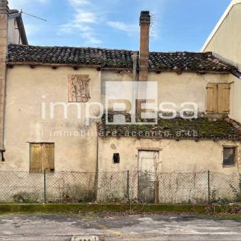 Rustico/Casale/Corte a Villorba (Treviso)
