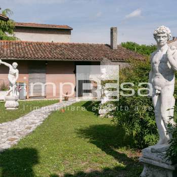 Casa indipendente a Montereale Valcellina (Pordenone)