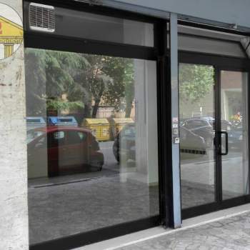 Locale commerciale in vendita a Treviso, Monigo