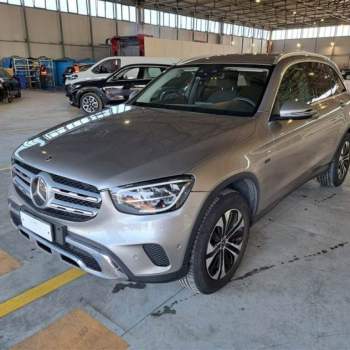 MERCEDES-BENZ GLC 300