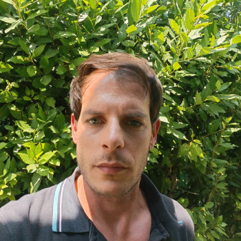 Cristian, benestante, uomo leale e ambizioso 