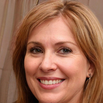 Susy, donna elegante e curata