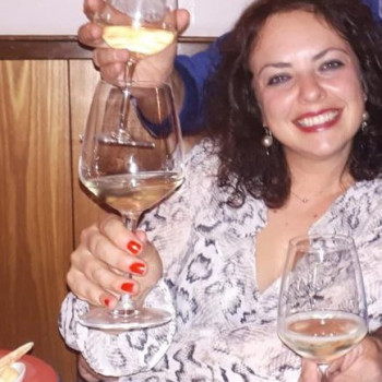 Simona, donna dolce e romantica 